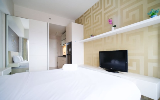 Best Choice And Comfy Studio At Orchard Supermall Mansion Apartment – Guest Rooms – Surabaya