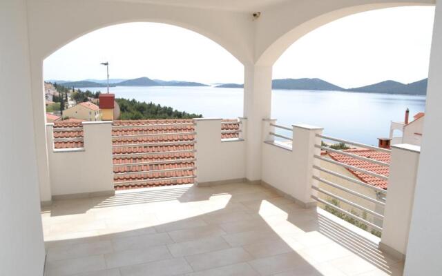 House with Sea View