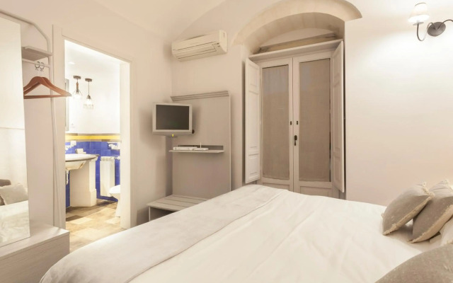 Locanda Don Serafino Historical Boutique Hotel