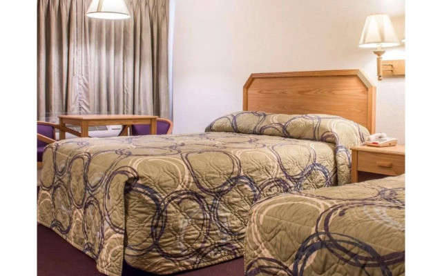 Rodeway Inn Silver Creek Inn