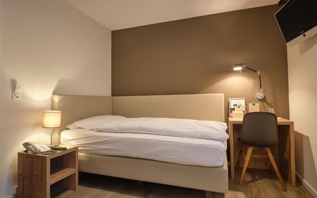 Hotel Astoria – Guest Rooms – Olten