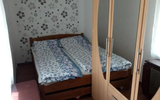 Karos Centrál Apartmanház