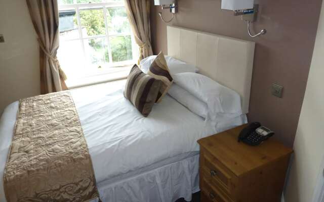 Queen Hotel