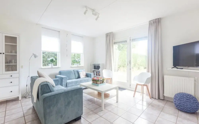 Spacious Holiday Home With Sauna Near Beach