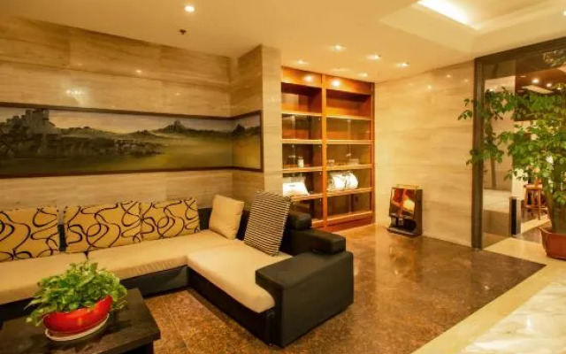 Chongqing Fengyuewan Hotel (Wanzhou Tiansheng Tiancheng Branch)