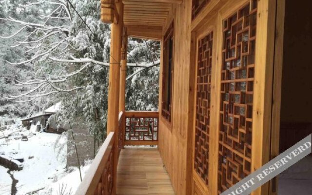 Yangjiajie Inn