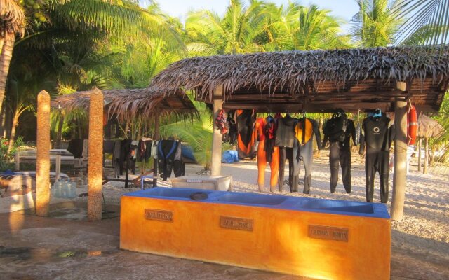 Coco Grove Beach Resort