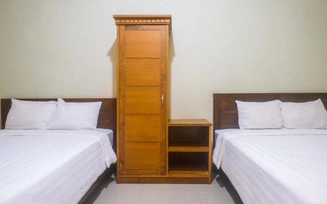 OYO 594 Joglo Manggisan Syariah