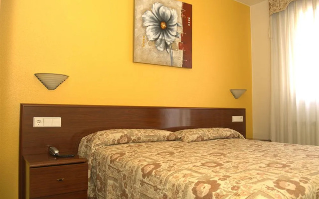 Hotel Playa Poniente