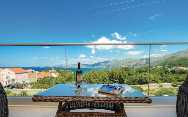 Beautiful Home in Cavtat With Wifi and 1 Bedrooms