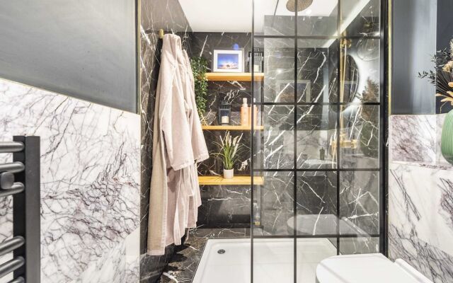 Beautiful One Bed Apartment In East London