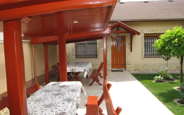 Gázláng Apartman