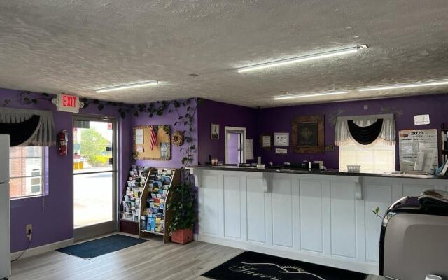 Surry Inn - Dobson - I-77 - Exit 93