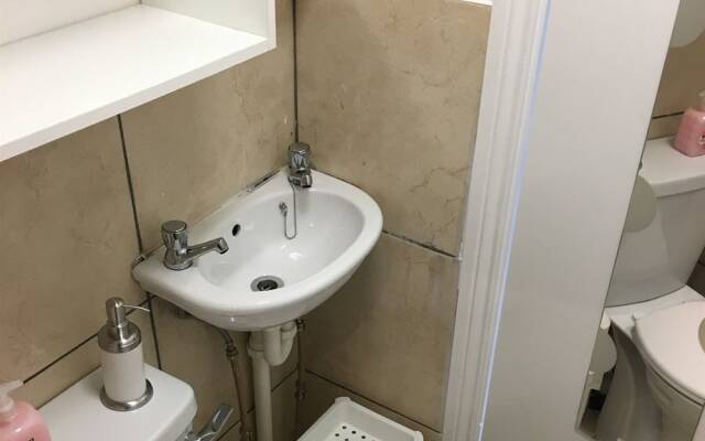 North Circular Serviced Accomodation
