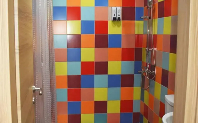 Pirgos Colorful Studio, Sleeps 2, Parking Wifi Ac