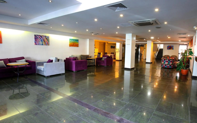 Mina Hotel