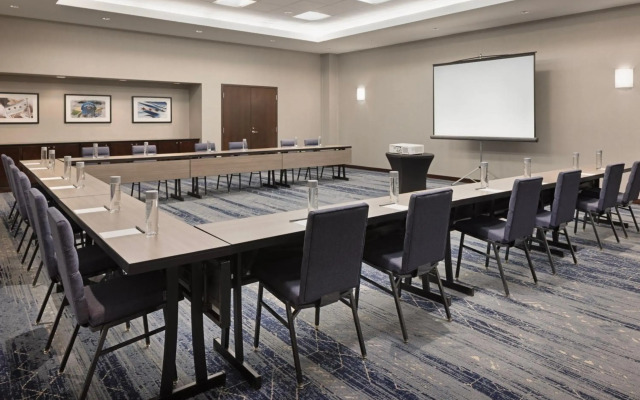 Courtyard by Marriott Chicago Magnificent Mile