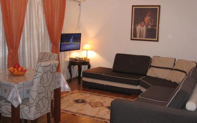 Alegra Apartment