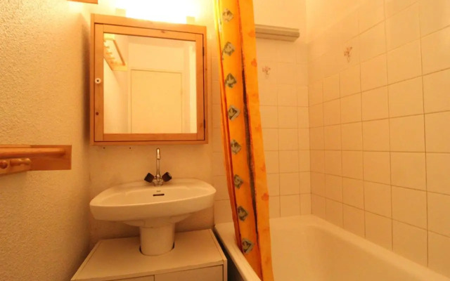 Studio Lanslevillard, 1 pièce, 4 personnes - FR-1-508-194