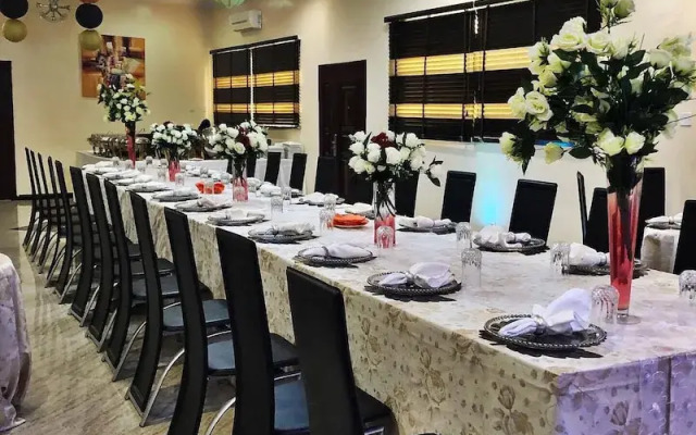 Fawzy Hotel