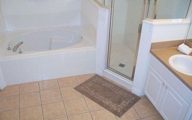 Fl Special!! Grand Cumbrian 4 Bedroom Villa by RedAwning