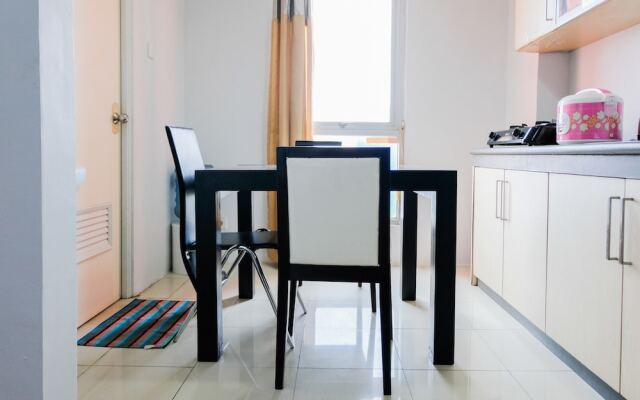 Simply And Comfy Studio Room At The Habitat Apartment