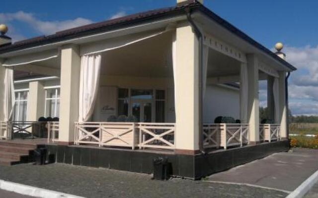 Sadky Hotel and Restaurant