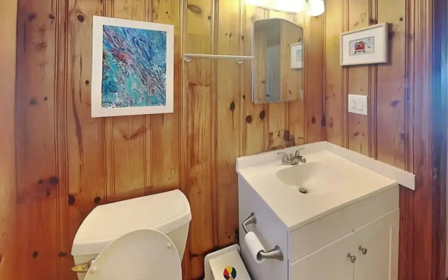 Mamaw's Spot by Topsail Realty