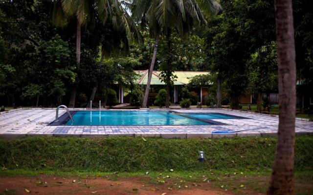 mastodon valley safari resort