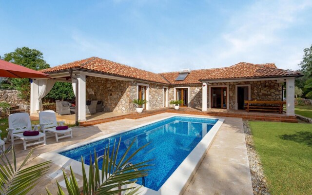 Amazing Home in Gostinjac With Wifi and 3 Bedrooms