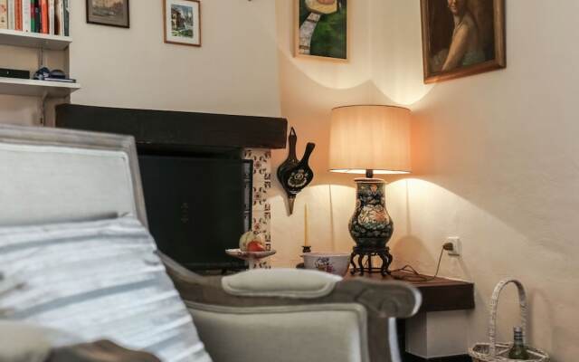 Classy Holiday Home With Swimming Pool, Bbq, Terrace, Garden