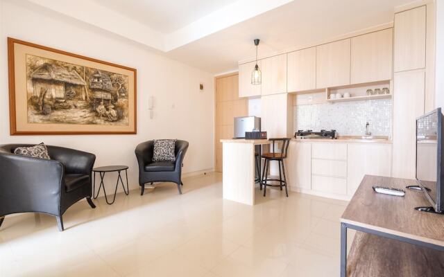 Spacious Bassura City Apartment with Pool View