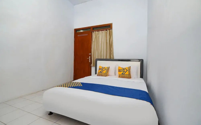 OYO 2240 Simpang Tujuh Residence