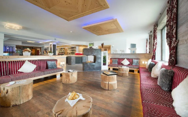 Hotel Cristallo