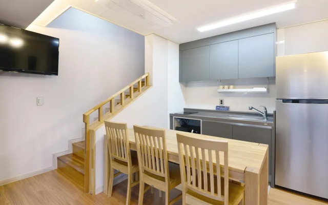 Jeju la Cour Pension