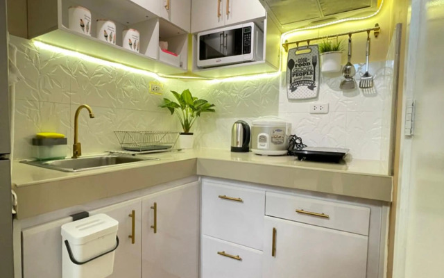 SMDC Trees Residences Tower 1 - 2BR Newly Renovated Staycation