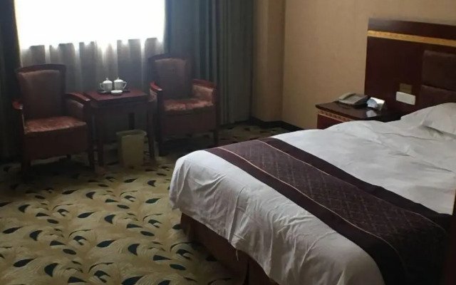 Zhushan Hotel