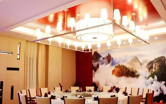 The Grand Plaza Hotel