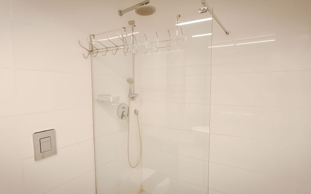 Apartment Saphir | 2BR | Tel Aviv | Florentin | Ma'on St | #TL30