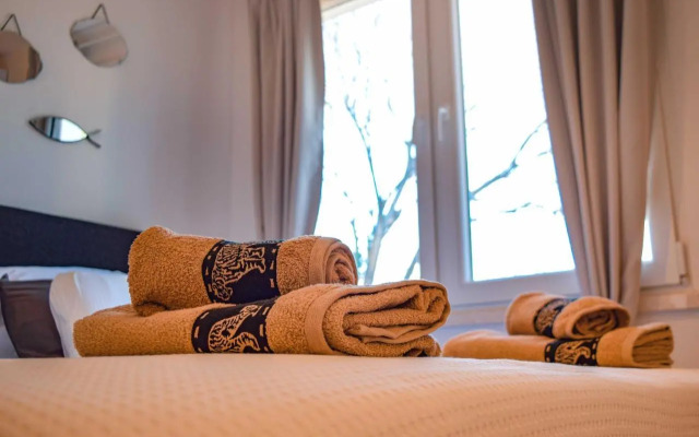 Studio Apartments Anija