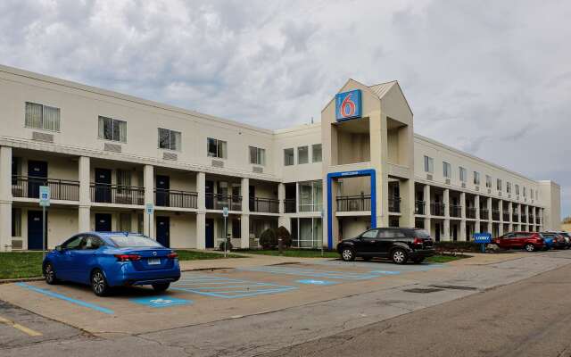 Motel 6 Buffalo, NY - Airport - Williamsville