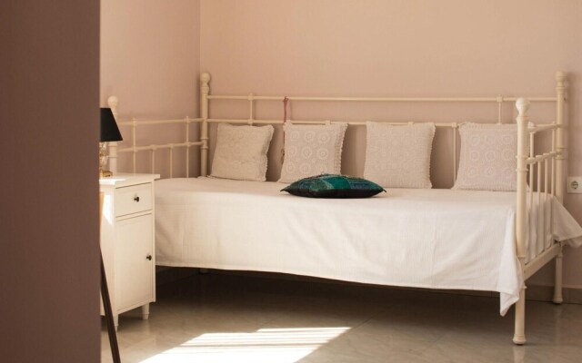 Nice Home in Volos With 4 Bedrooms and Wifi