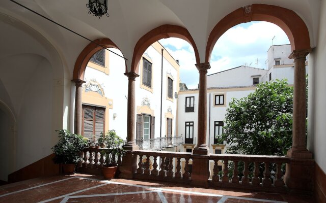 Casa Degli Affreschi a Palazzo Lungarini by Wonderful Italy