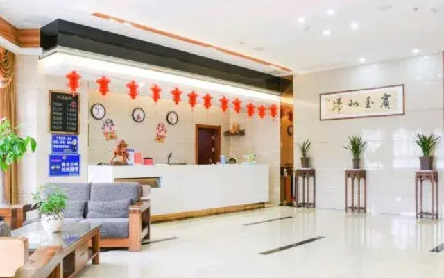 Fenghuang Huating Hostel