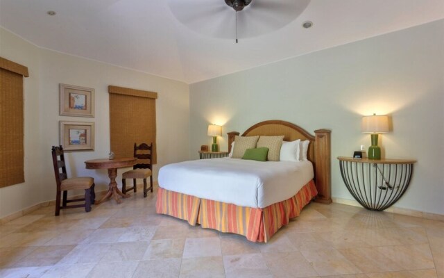 Casa Maravillas: 4 Bdrm Colonial Inspired Design Villa in Punta Ballena at a Discounted Rate!