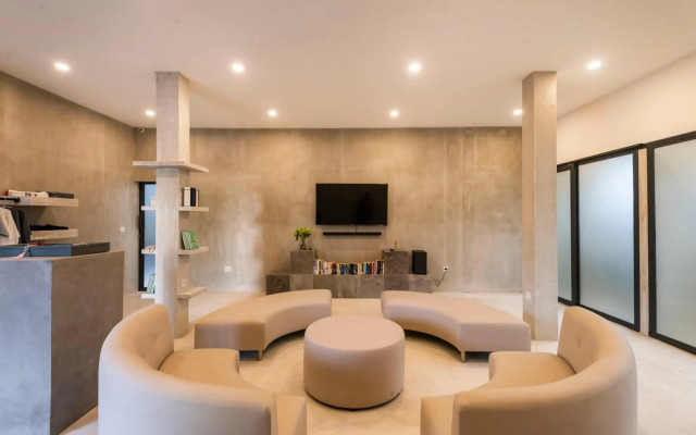 Canggu Dream Studios & Villas