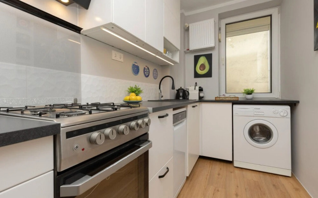 Cieszynska With 2 Bedroom by Renters
