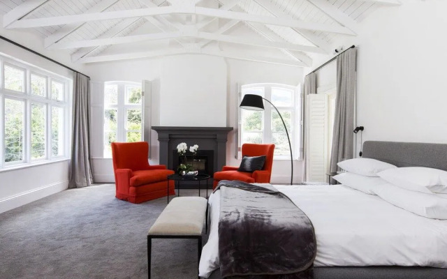 Arambrook Boutique Hotel