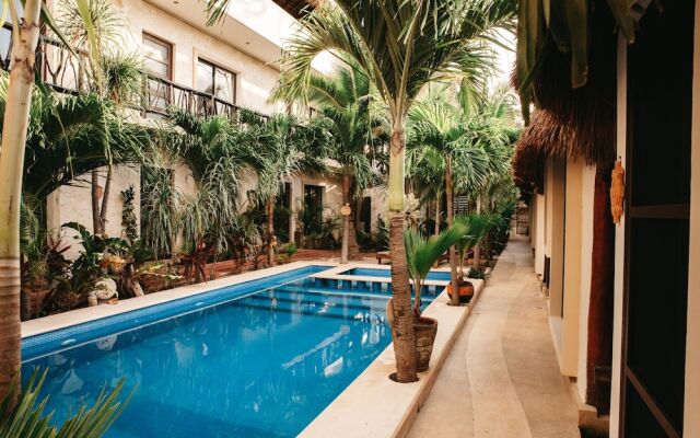 Hotel Lechuga de Mar Tulum with Pool and Beach Club Access