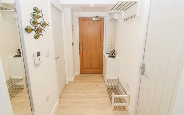 Captain's Quarters - Apartment 2